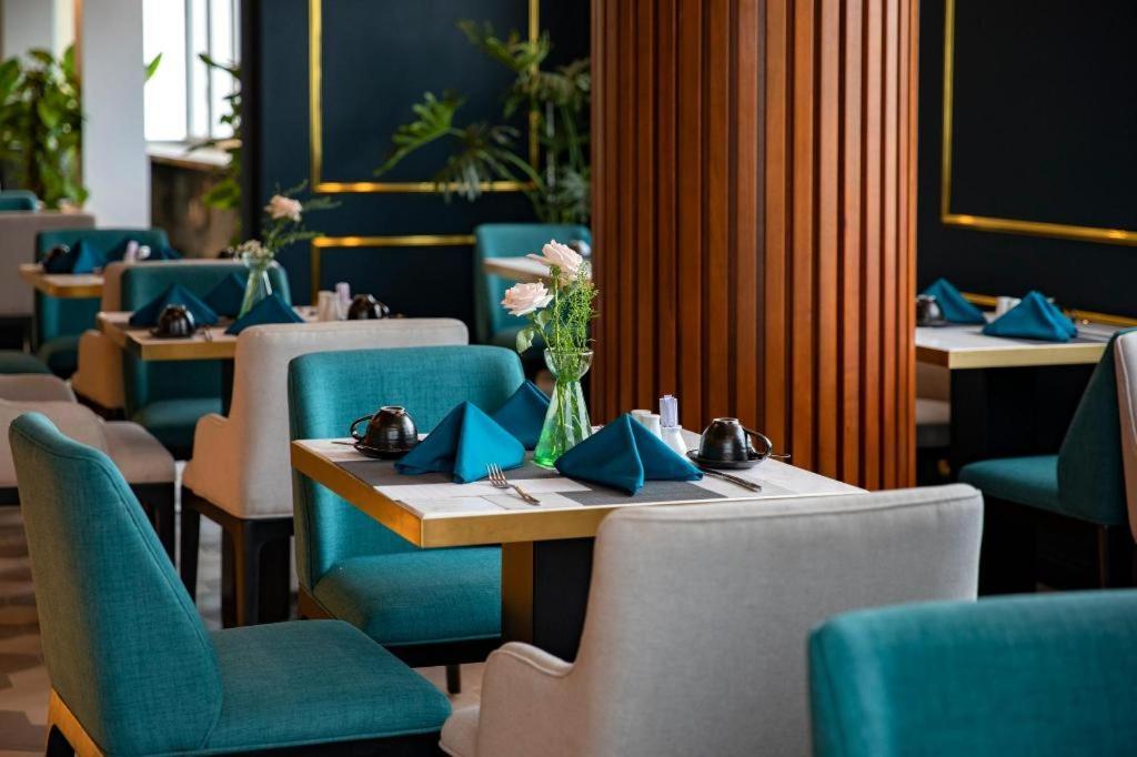 Angel Hotels Beach ダナン市 エクステリア 写真